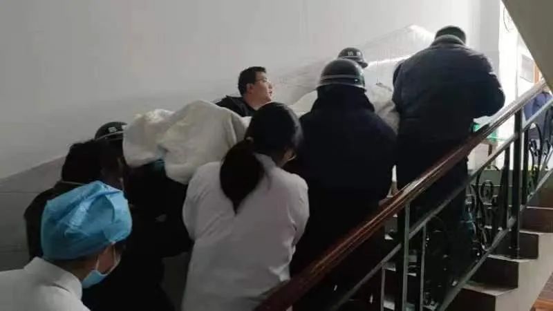 加載中